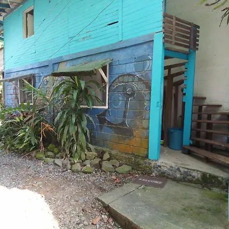 Hospedaje Pirata Express Apartment Capurgana Exterior photo