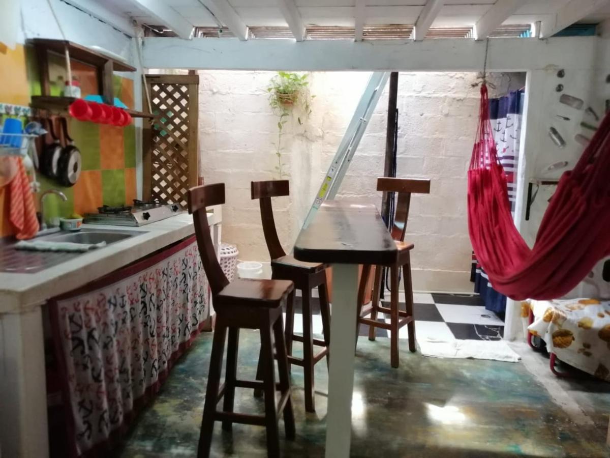 Homestay Hospedaje Pirata Express *