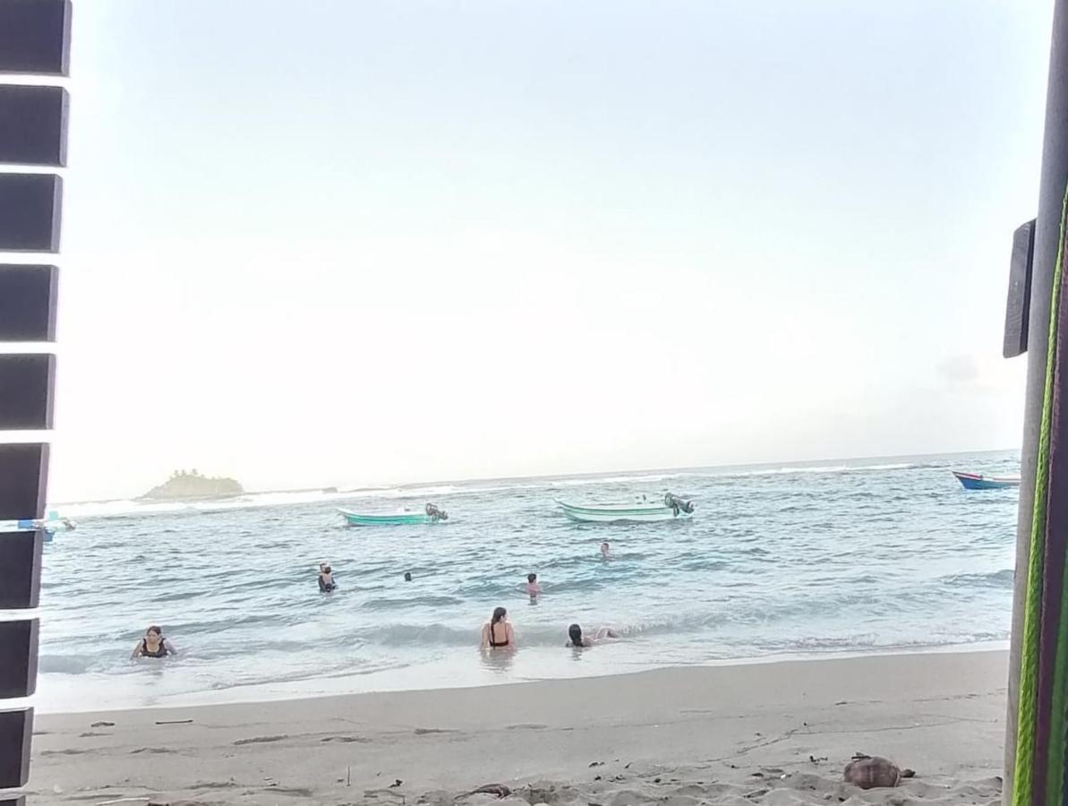 Hospedaje Pirata Express *